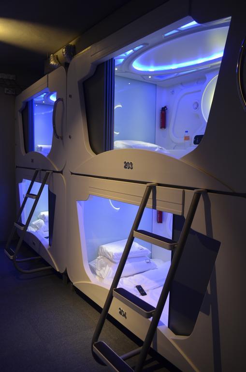 Time Capsule Hotel 乔治敦 外观 照片