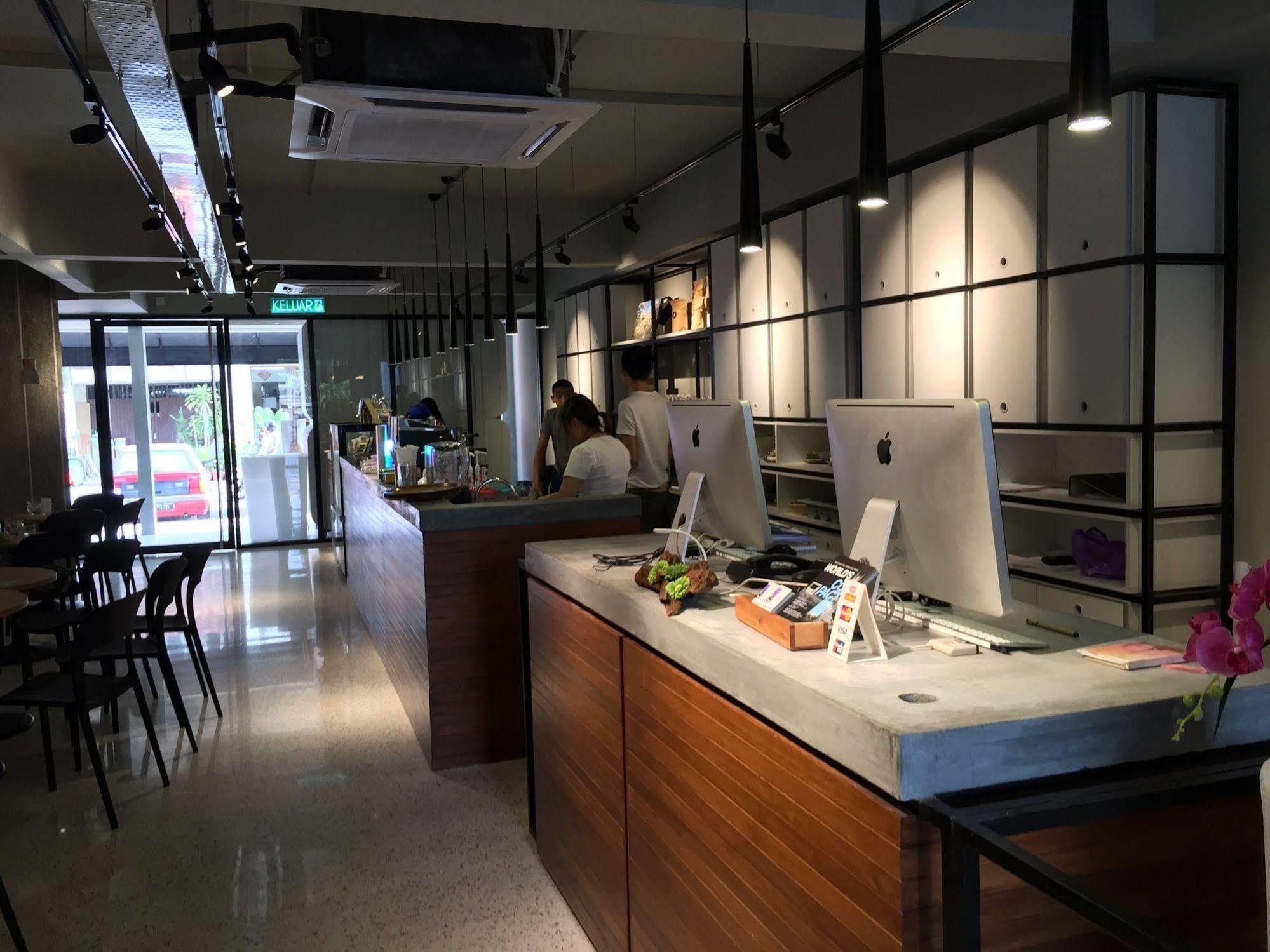 Time Capsule Hotel 乔治敦 外观 照片